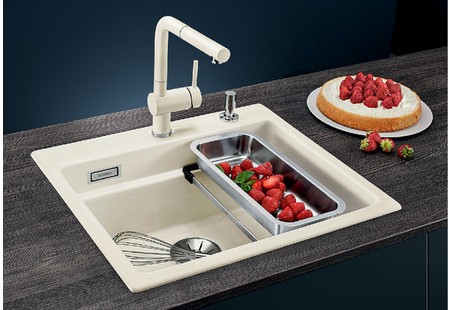 Мойка Бланко Etagon 6 PuraPlus белый глянцевый клапан-автомат InFino 525156 фото 3 Мойка Blanco Etagon 6 PuraPlus белый глянцевый клапан-автомат InFino 525156 фото 3
